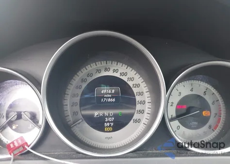 2013 Mercedes-Benz C 300 Luxury 4Matic/Sport 4Matic z USA, uszkodzony, nr VIN WDDGF8AB5DR286740